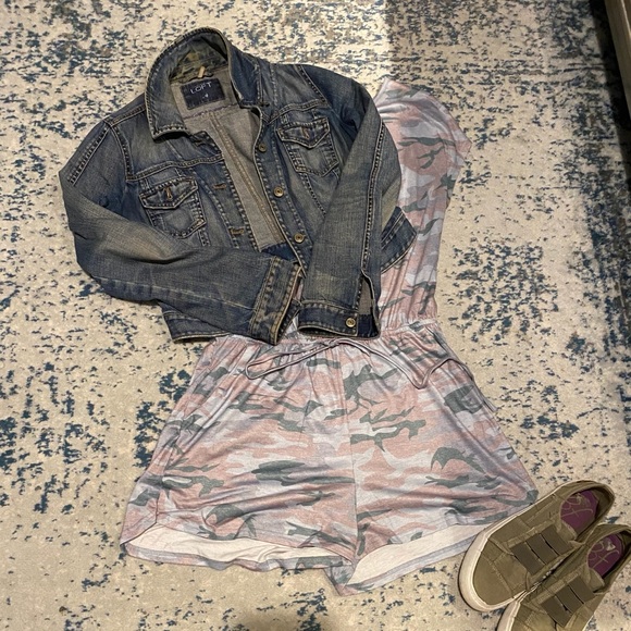 Adorable Camo Romper - Picture 5 of 6